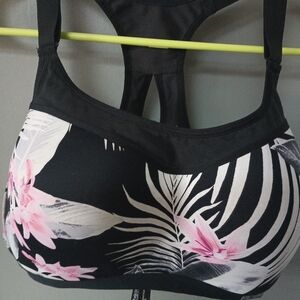 Victoria's Secret Black and Pink Floral Bra